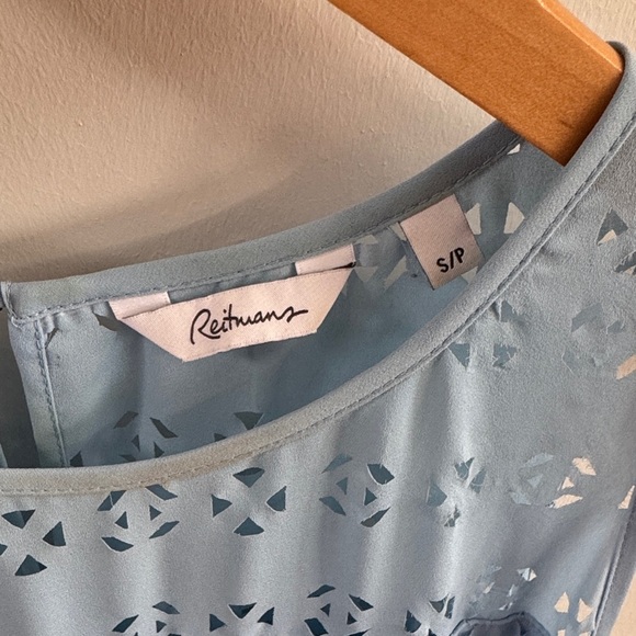 Light Blue Cut-Out Tank Top – Elegant & Stylish Everyday Wear 💙✨ - Picture 2 of 4